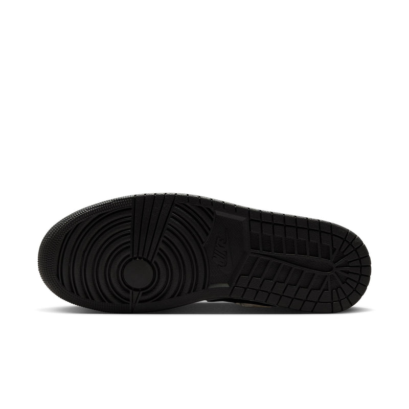 Air Jordan 1 Low SE Color: WHITE/BLACK-WHITE-METALLIC SILVER Style: IR2278-100
