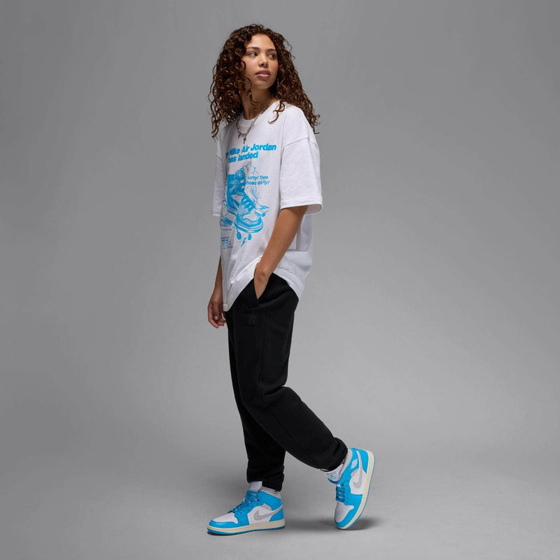 Air Jordan FOOTWEAR Air Jordan 1 Mid "Sky Dark Powder Blue White Sail Neutral Grey" - Women's