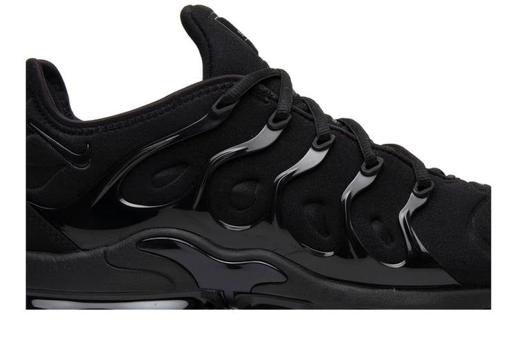 Air VaporMax Plus Triple Black