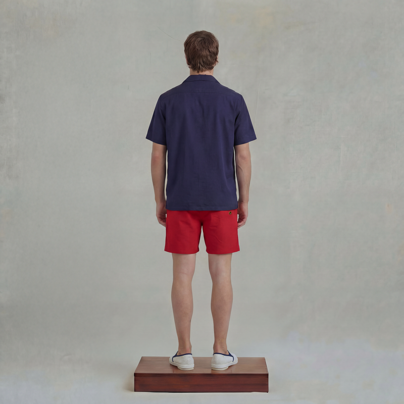 Chemise à manches courtes en lyocell avec col requin et poche poitrine