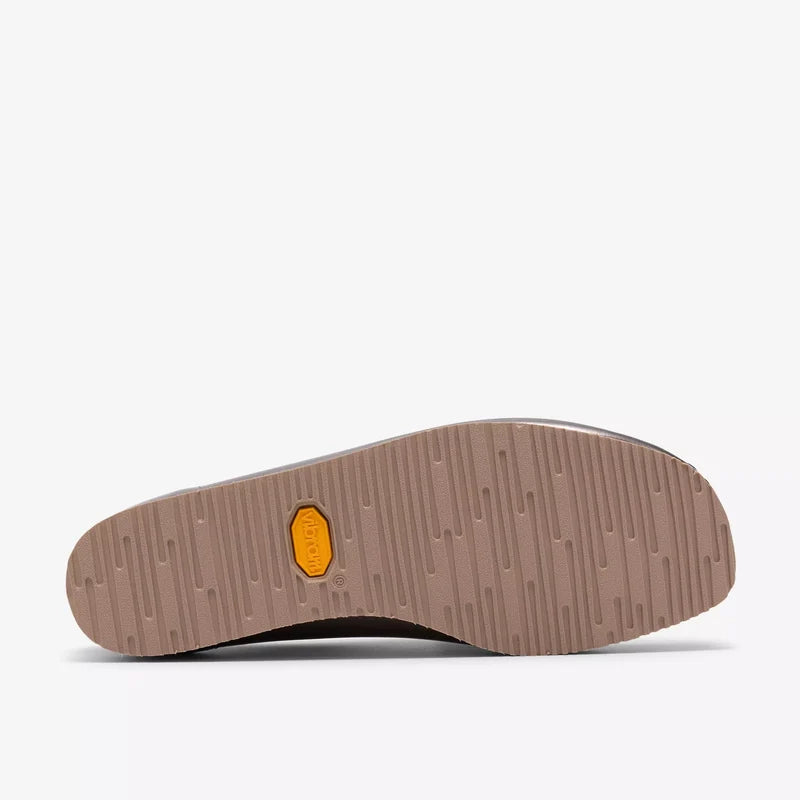 Clarks Wallabee WOMAN Silver Patent Style: 26186506