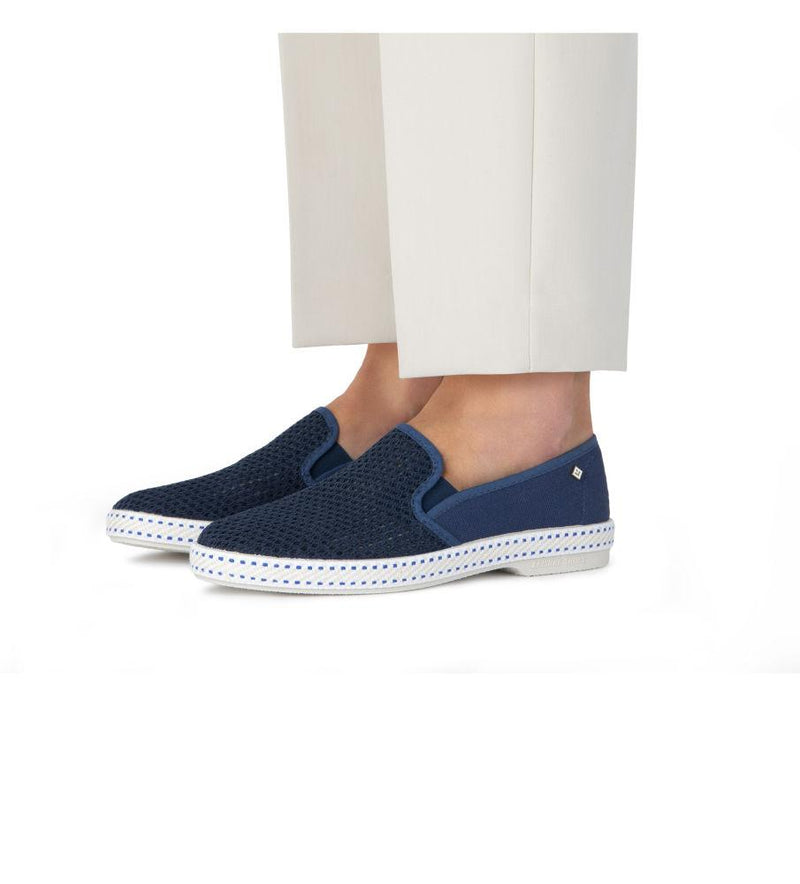 Classic Toile & Filet Bleu