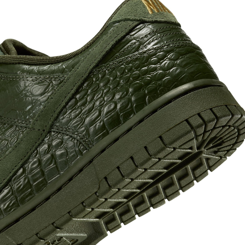 Dunk Low "Crocodile" - Women's