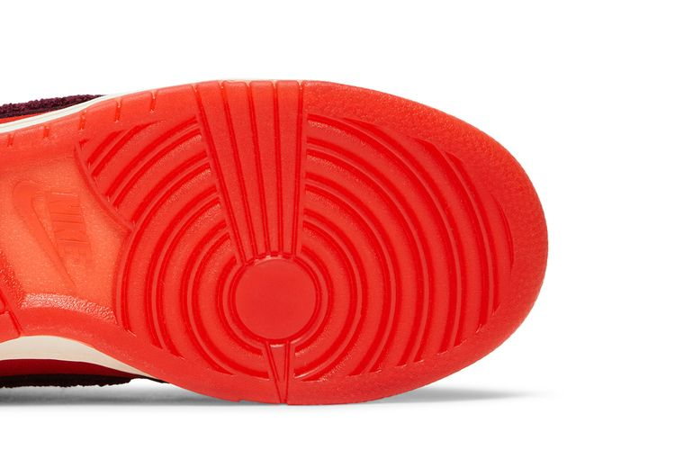 Dunk Low Retro PRM Year of the Rabbit Light Crimson (2023)