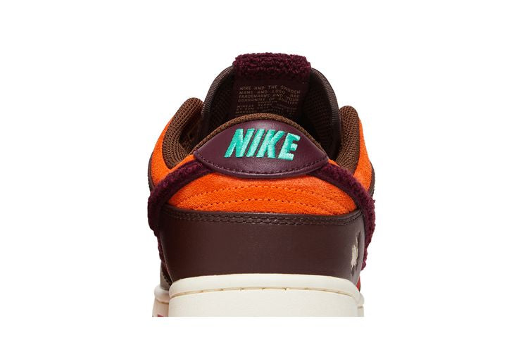 Dunk Low Retro PRM Year of the Rabbit Light Crimson (2023)