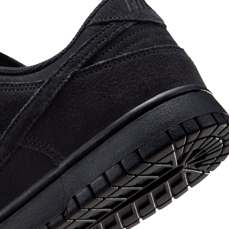 Dunk Low Retro SE - Men's