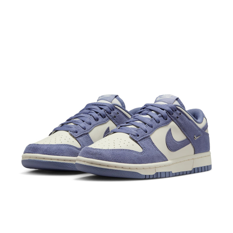 Dunk Low "World Indigo Mini Swoosh" - Women's