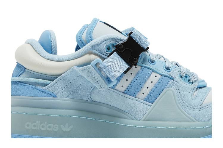 Forum Buckle Low Bad Bunny Blue Tint (GS)