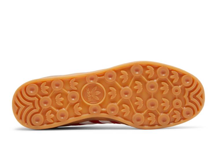 Gazelle Indoor Scarlet Cloud White