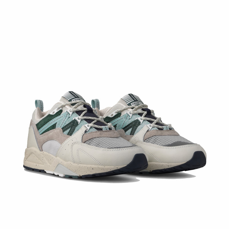 Karhu Unisex Fusion 2.0 (Lily White/Surf Spray) - August Shop