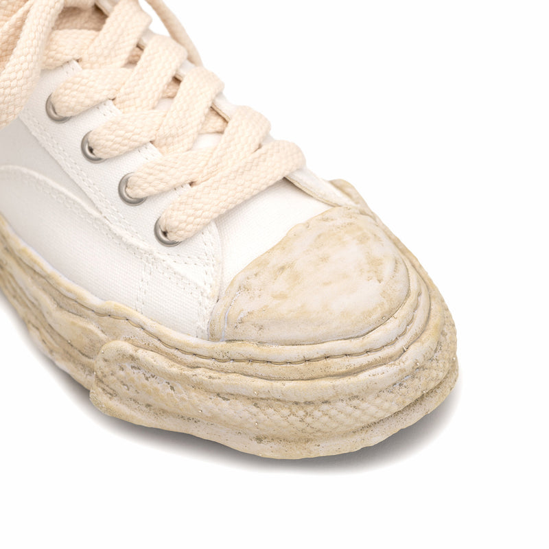 Maison MIHARA YASUHIRO "PETERSON23" OG Dyed Sole Canvas Low-Top Sneaker (White) - August Shop