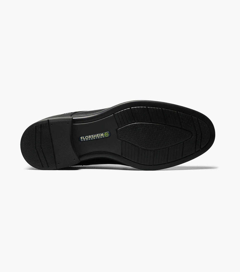 Florsheim Midtown Cap Oxford shoe outsole in black rubber with grip pattern and Comfortech technology detailing.