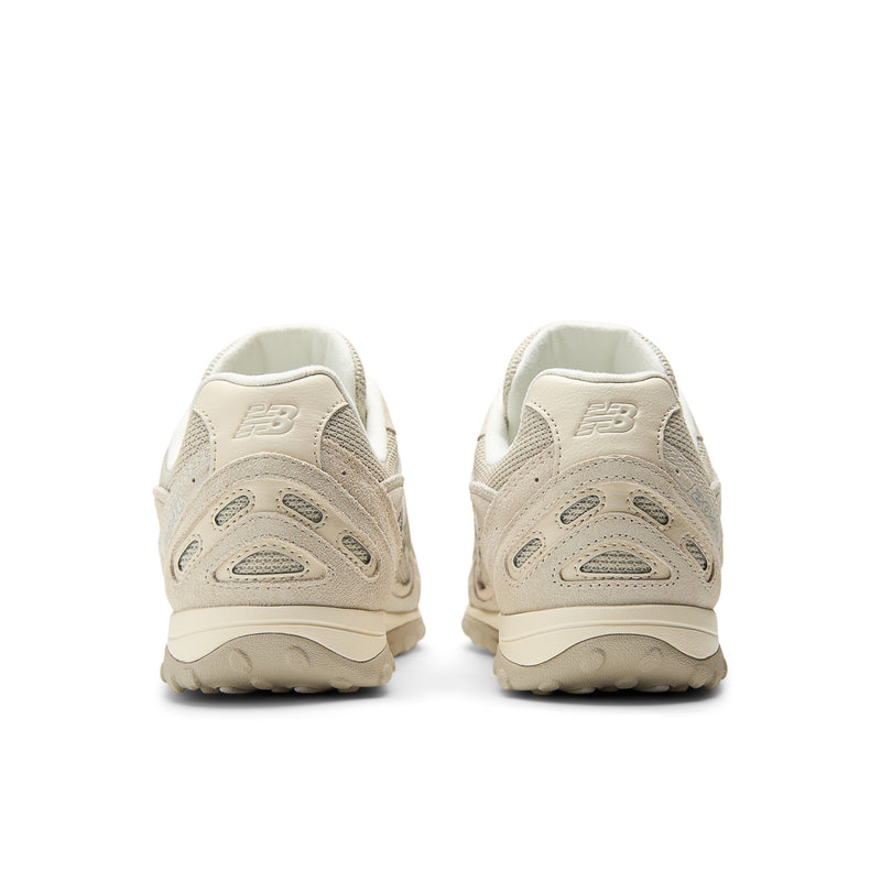 New Balance 204L Sea Salt with Linen Style: U204L2SZ