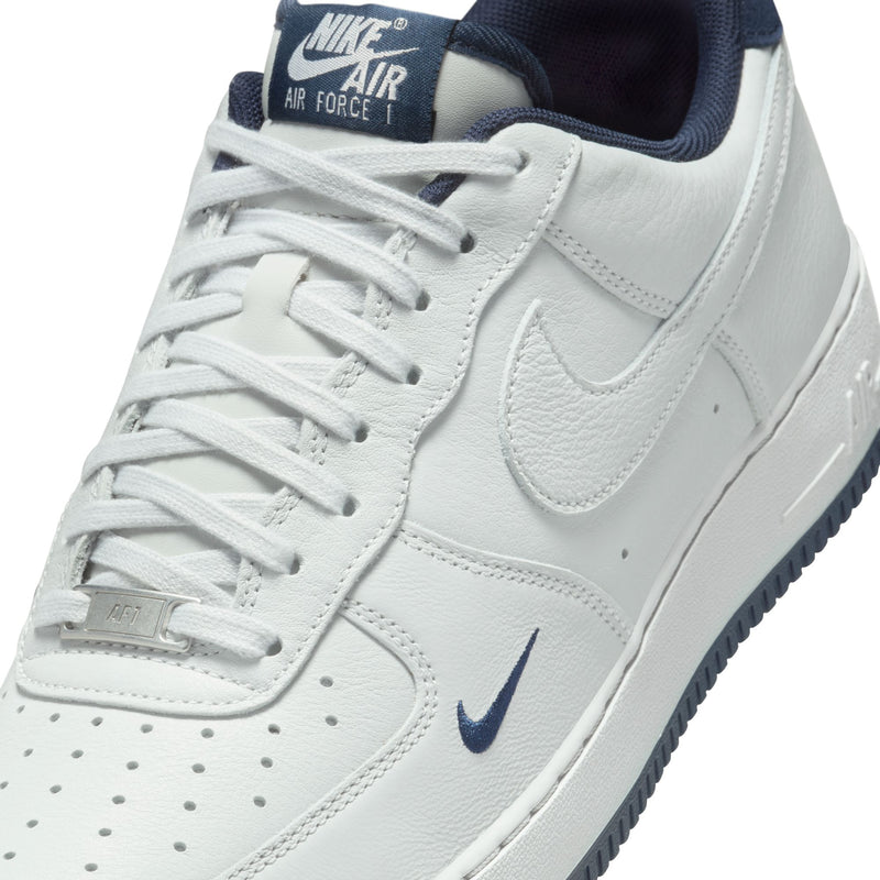 Nike Air Force 1 '07 LV8