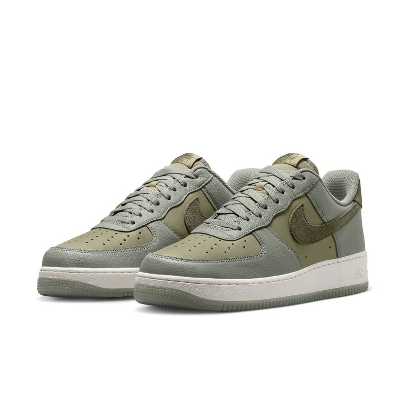 Nike Air Force 1 '07 LV8