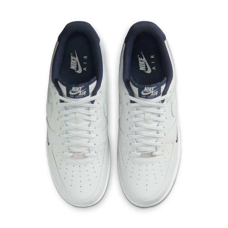 Nike Air Force 1 '07 LV8