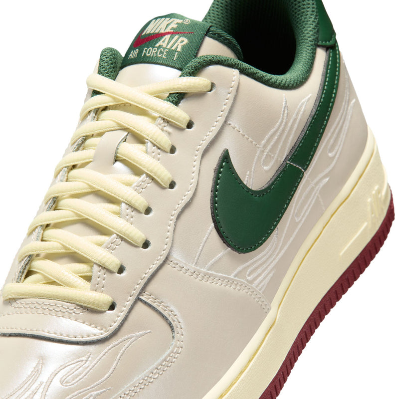 Nike Air Force 1 '07 LV8