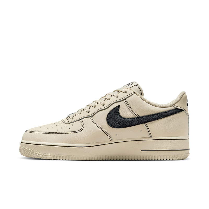 Nike Air Force 1 '07 LV8