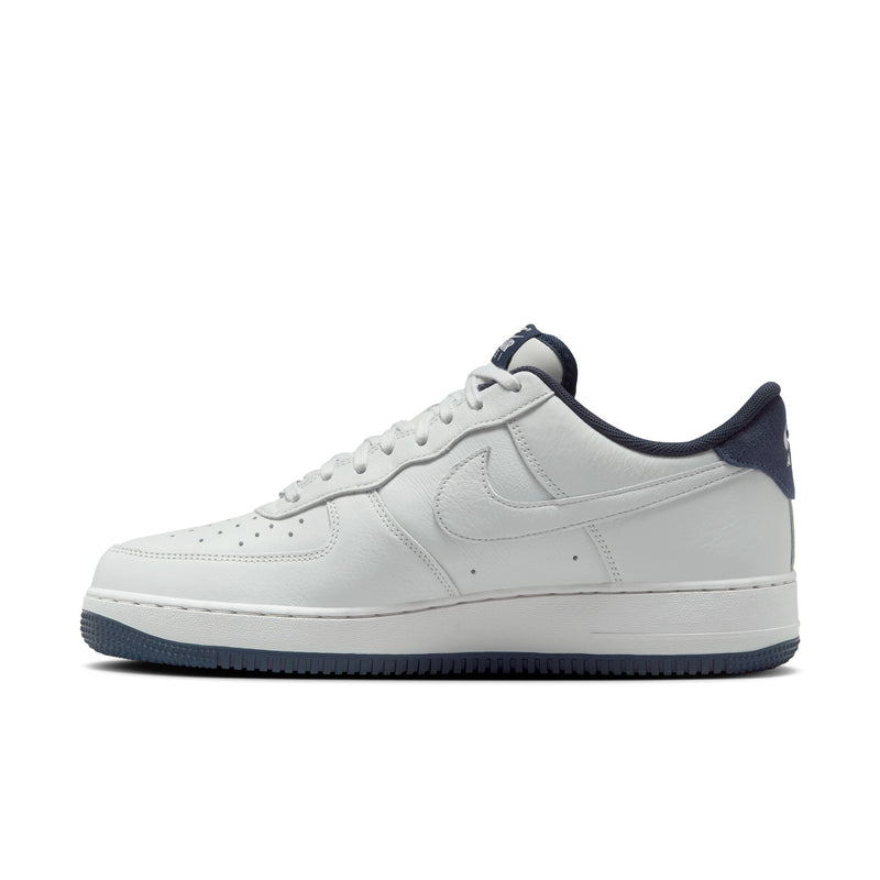 Nike Air Force 1 '07 LV8
