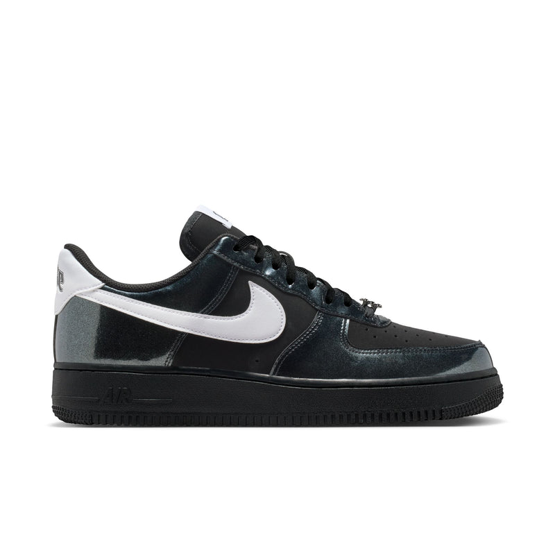 Nike Air Force 1 '07 LV8