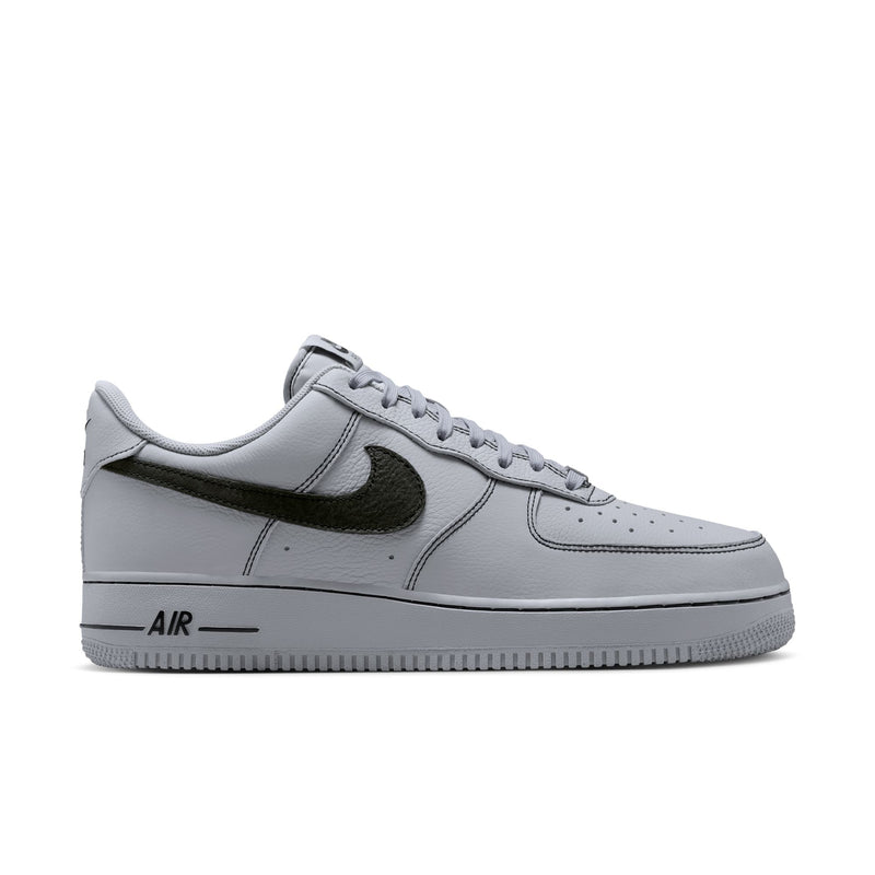 Nike Air Force 1 '07 LV8