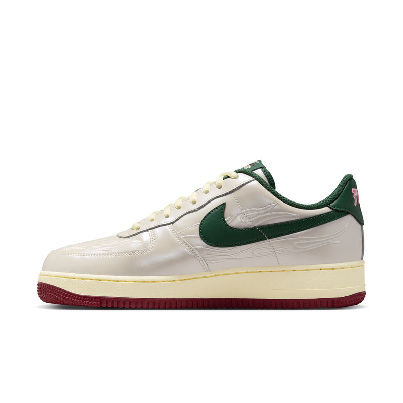 Nike Air Force 1 '07 LV8