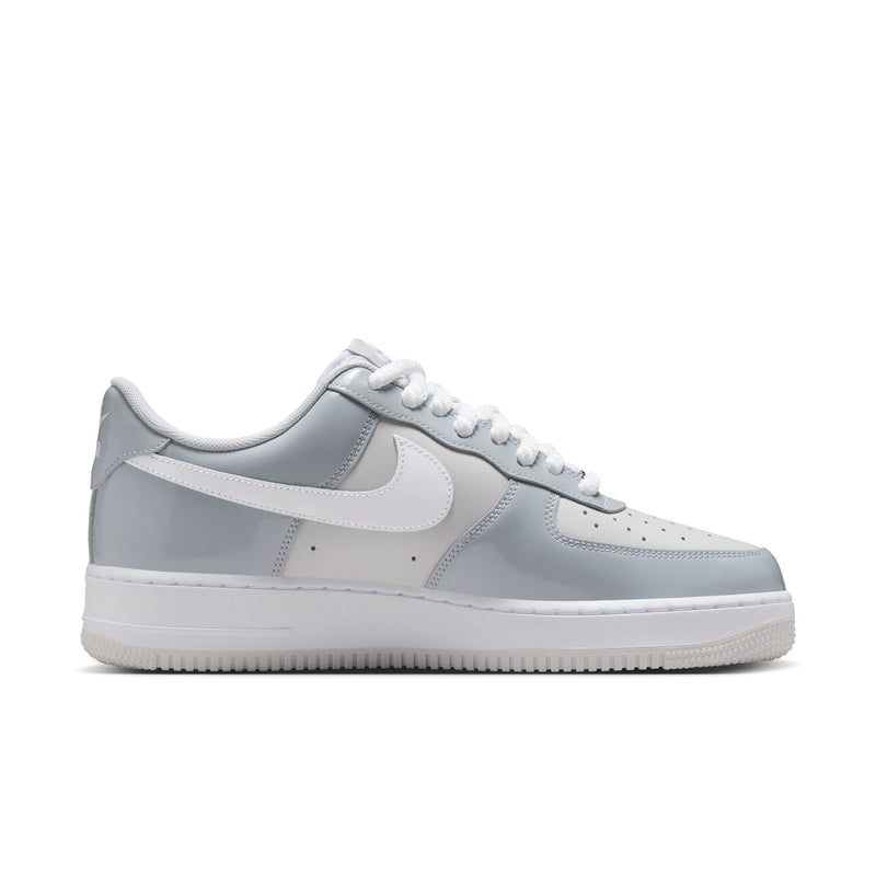 Nike Air Force 1 '07 LV8