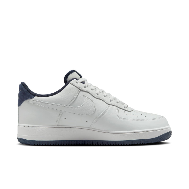 Nike Air Force 1 '07 LV8