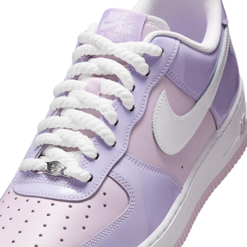 Nike Air Force 1 '07 LV8