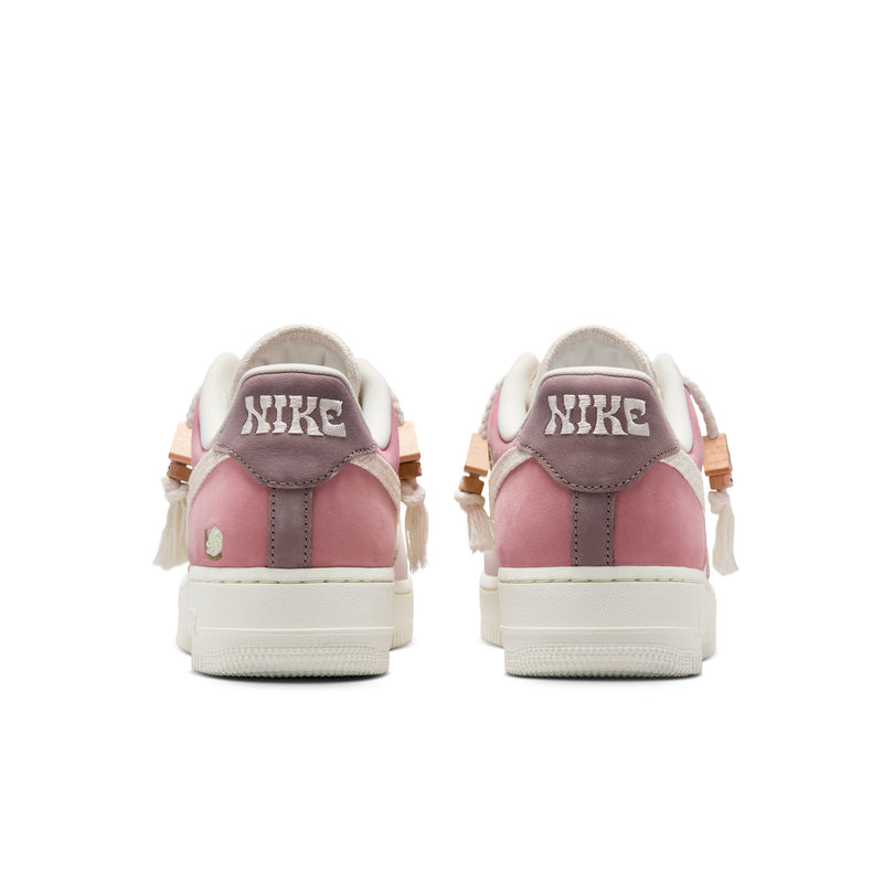 Nike Air Force 1 '07 LX (W)