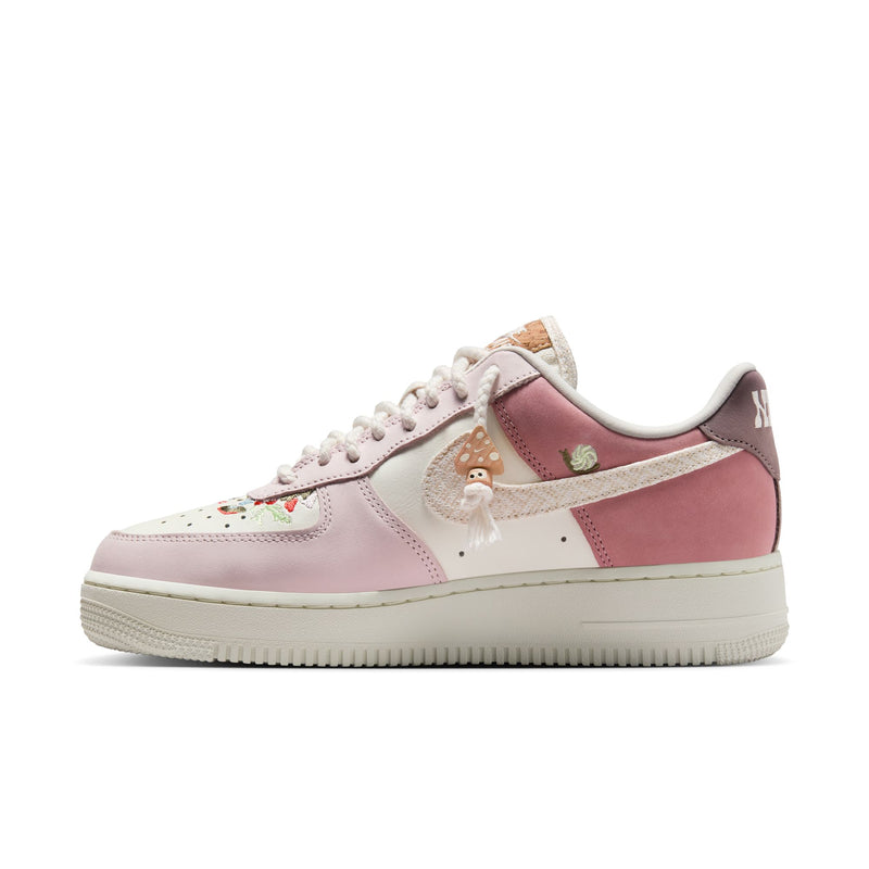 Nike Air Force 1 '07 LX (W)