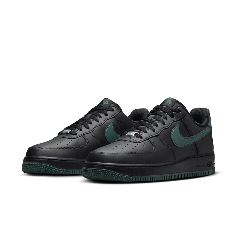 Nike Air Force 1 '07