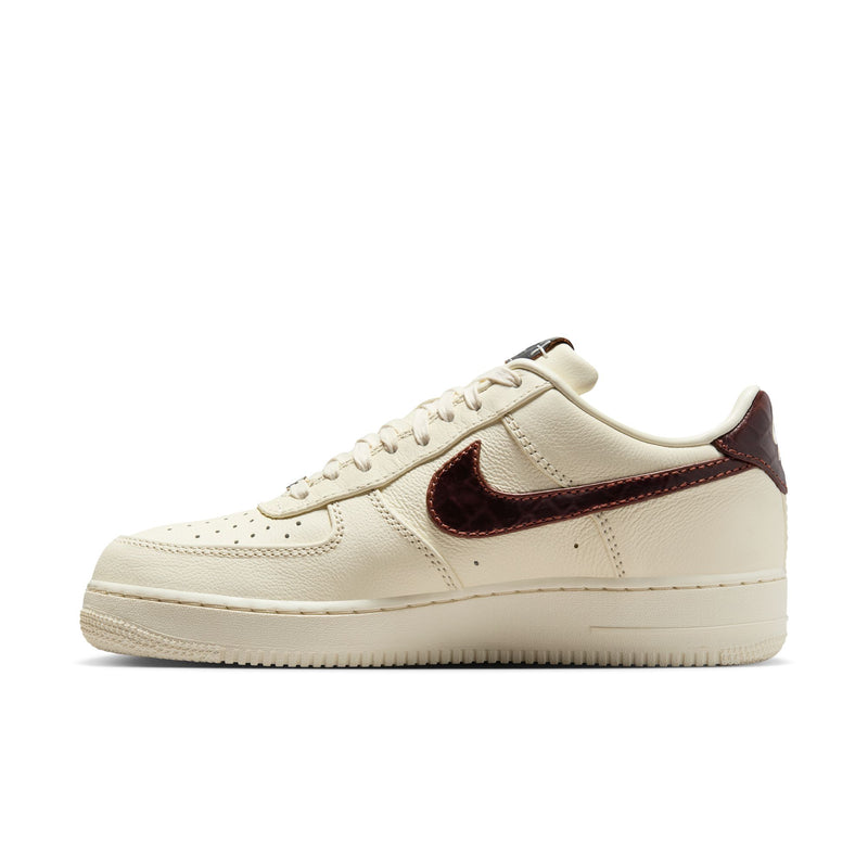 Nike Air Force 1 '07