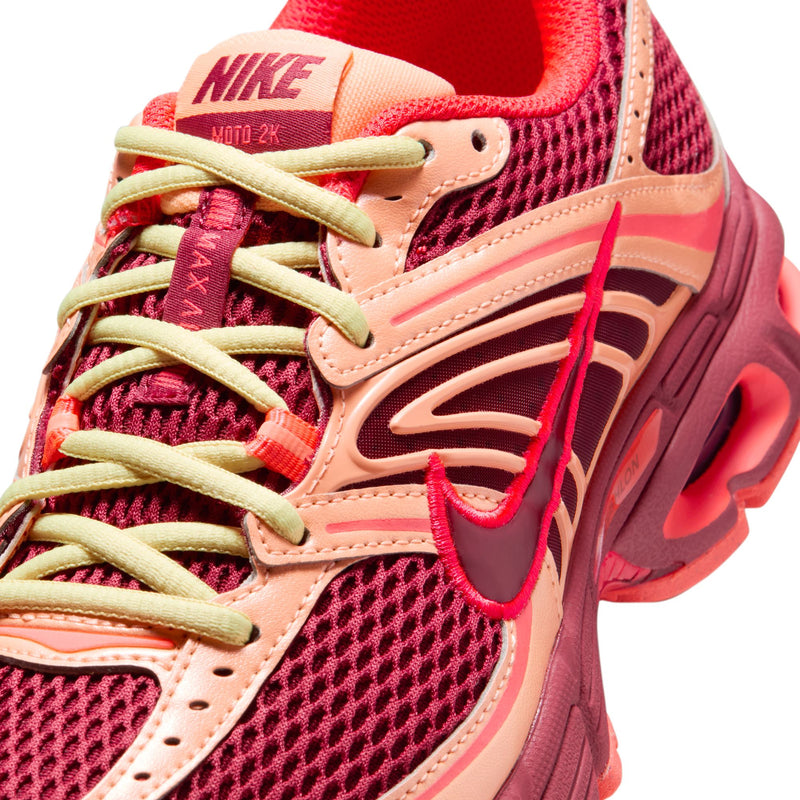 Nike Air Max Moto 2K (W)
