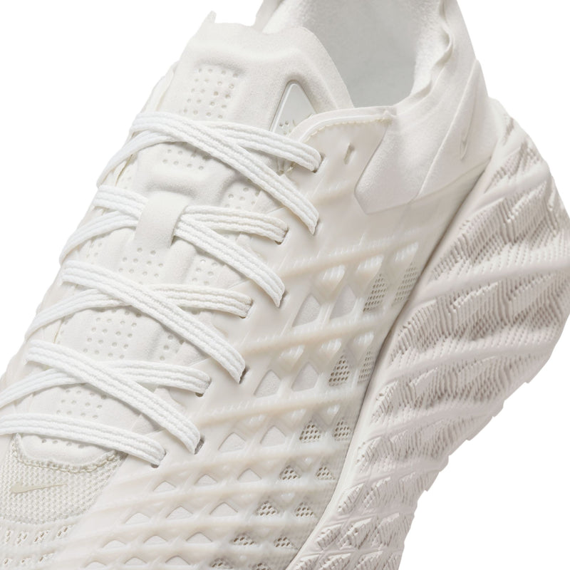 Nike Ava Edge Color: SUMMIT WHITE/STONE-LIGHT BONE Style: IM1973-100