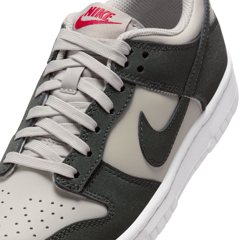 Nike Dunk Low (GS)