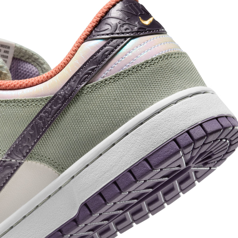Nike Dunk Low Retro SE