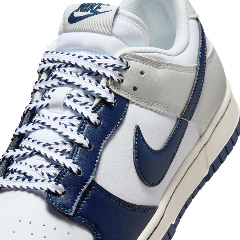 Nike Dunk Low Retro