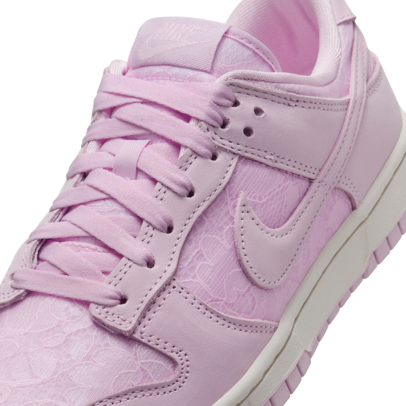 Nike Dunk Low (W)