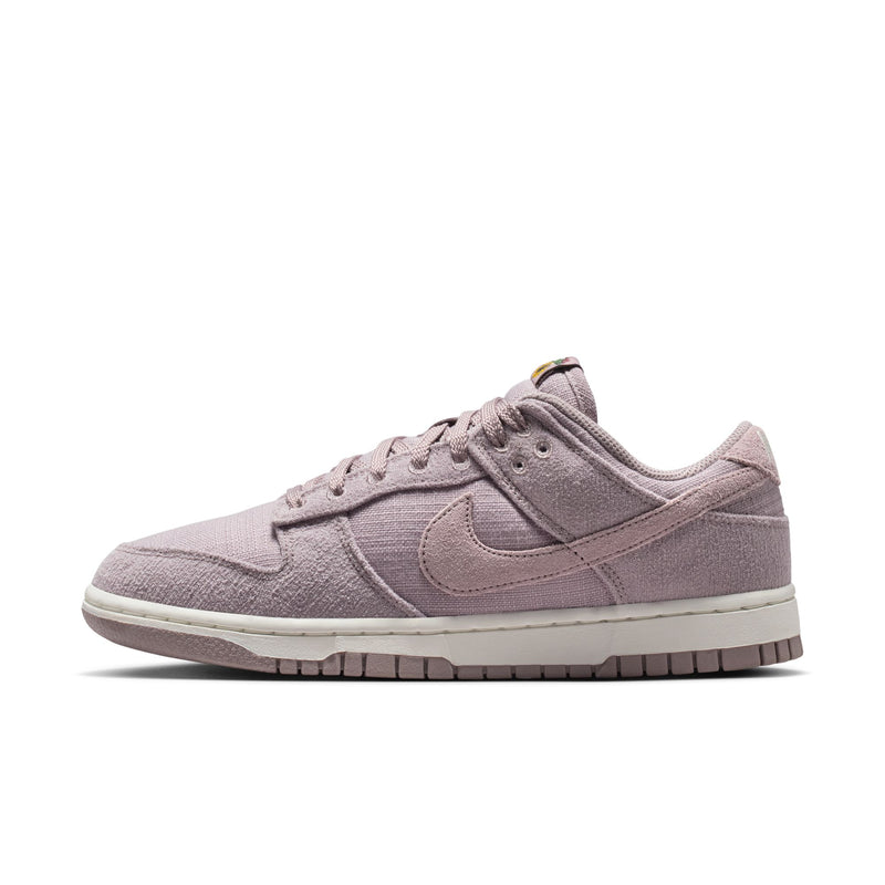 Nike Dunk Low (W)