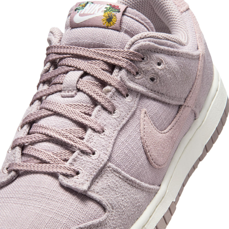 Nike Dunk Low (W)