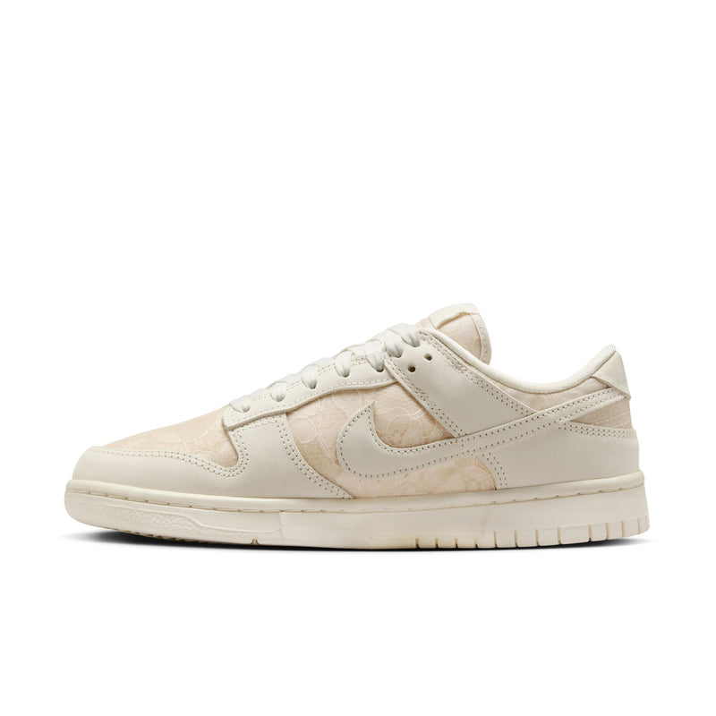 Nike Dunk Low (W)