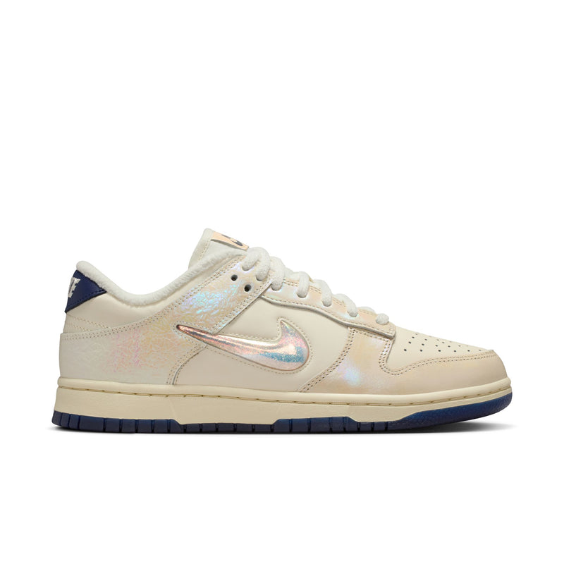 Nike Dunk Low (W)