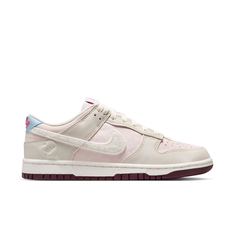 Nike Dunk Low (W)