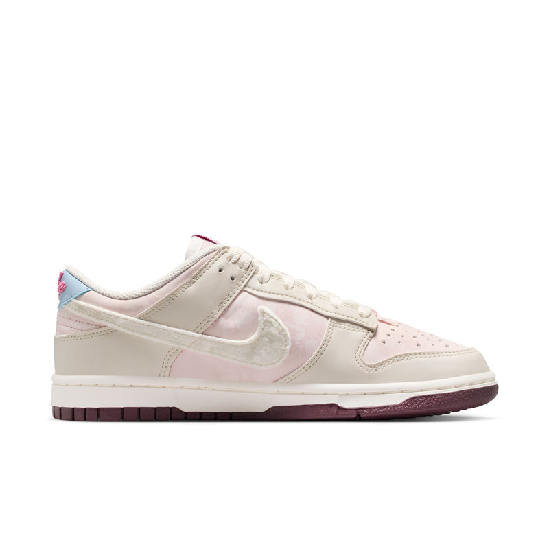 Nike Dunk Low (W)