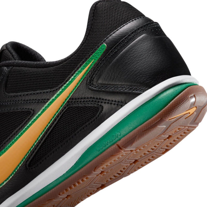 Nike Gato