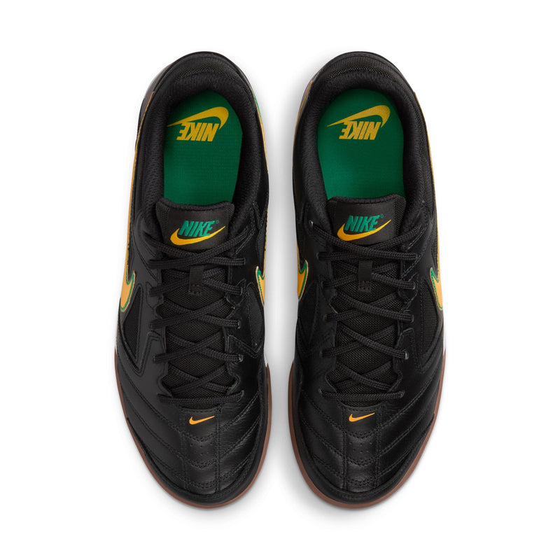 Nike Gato