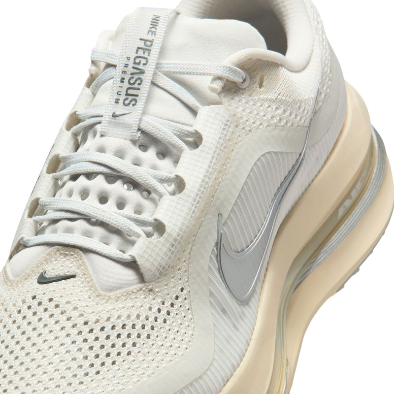 Nike Pegasus Premium