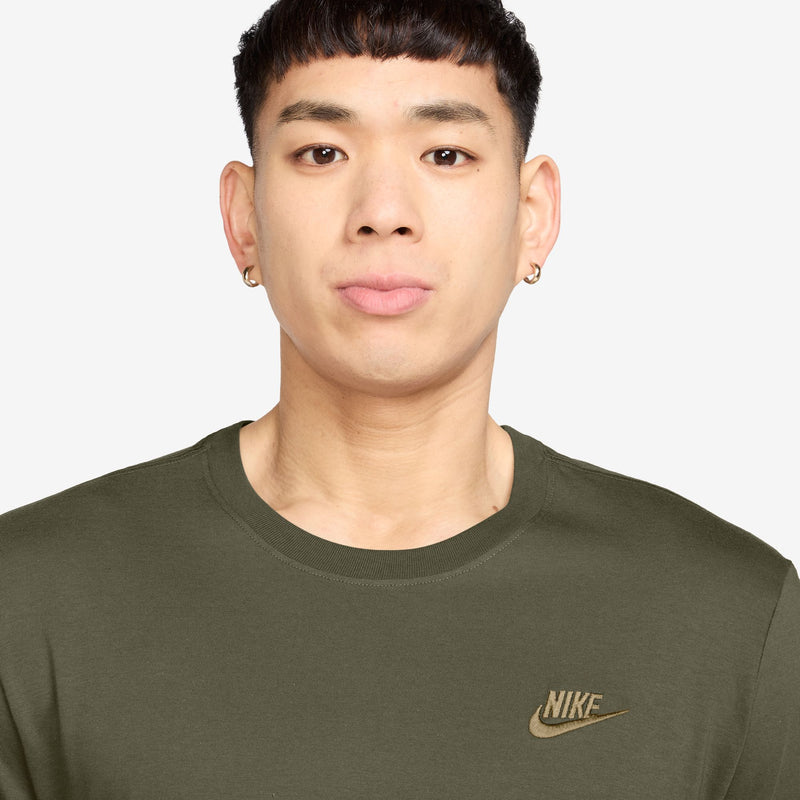 Nike Sportswear Club