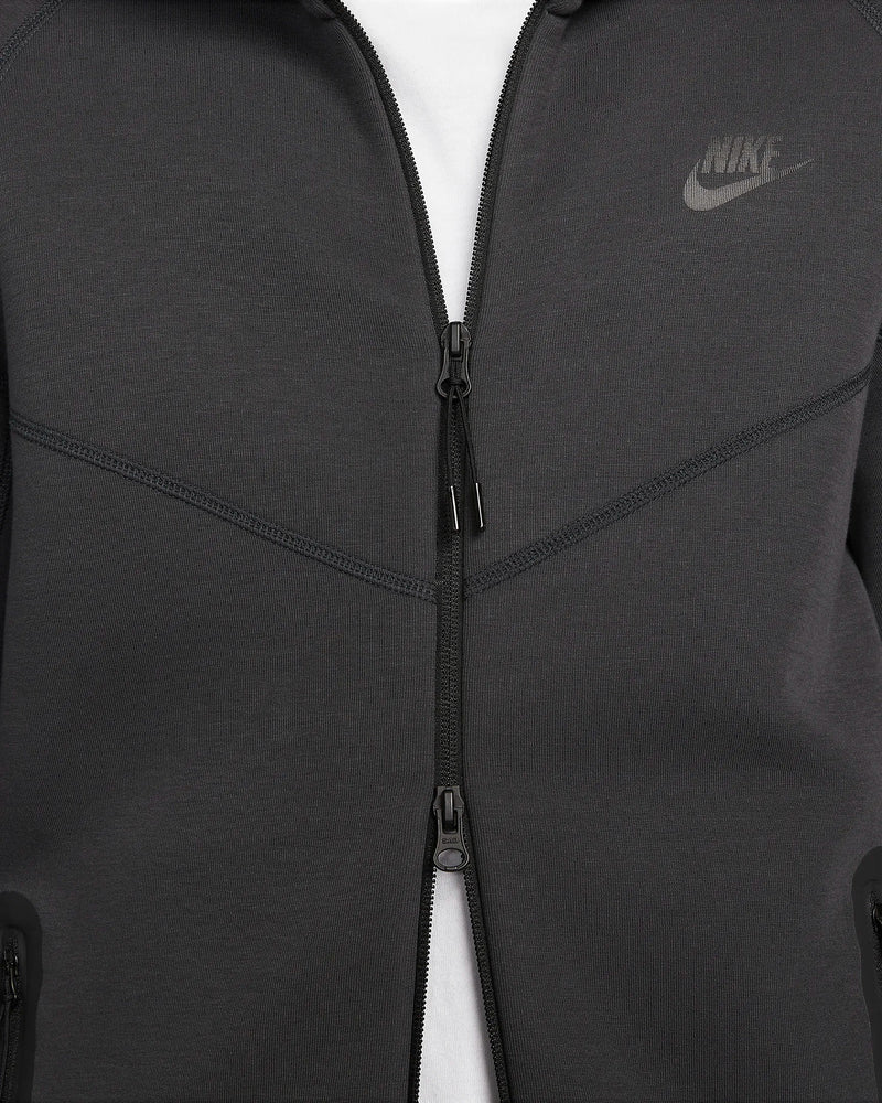 Nike Tech Fleece